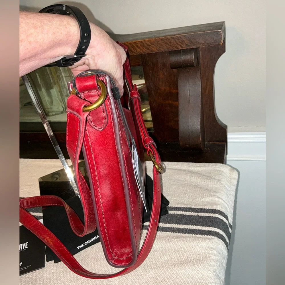 NWT Frye Leather Melissa Zip Top Saddle Crossbody Berry Lacquer Red MSRP $198